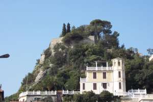 Xtrallusion photo gallery of Italy. Photos, pictures, images and photographs of the Italian Rivieras, the Italian Lakes, the Italian Alps, the Cinque Terre, the Amalfi coast and some of the most beautiful corners of Italy. Plus photos of Italian cities such as Pisa, Milan, Genoa and Rome.